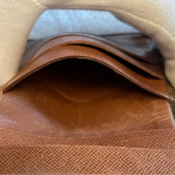 Louis Vuitton Authentic Vintage Brown Monogram Design Wallet - Picture 8 of 15